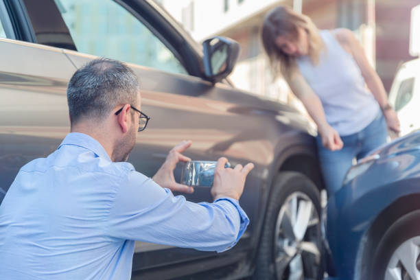 Professional Full Coverage Car Insurance technician working in Sausalito, CA